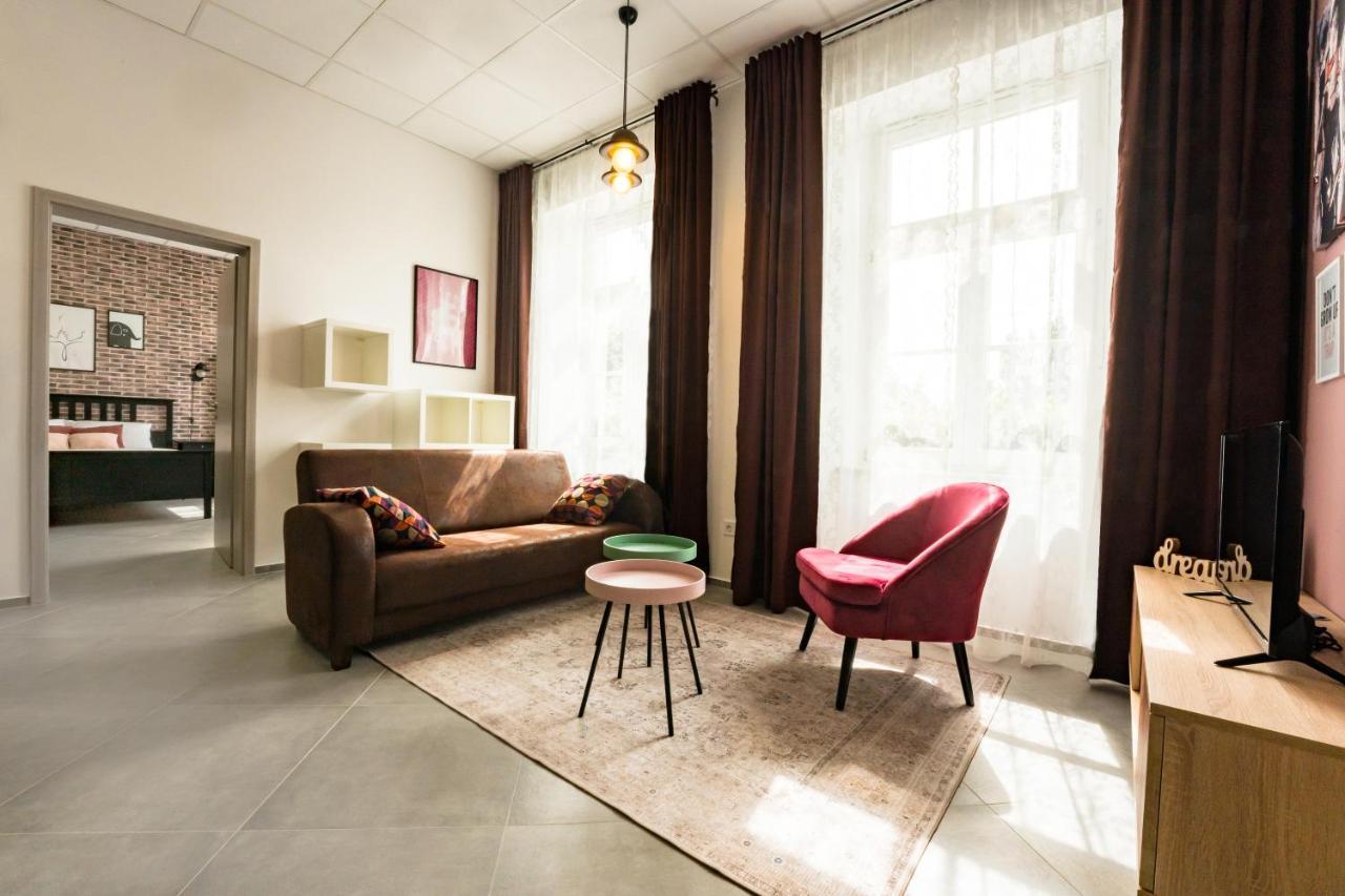 Apartments Nestl Πτούι Εξωτερικό φωτογραφία